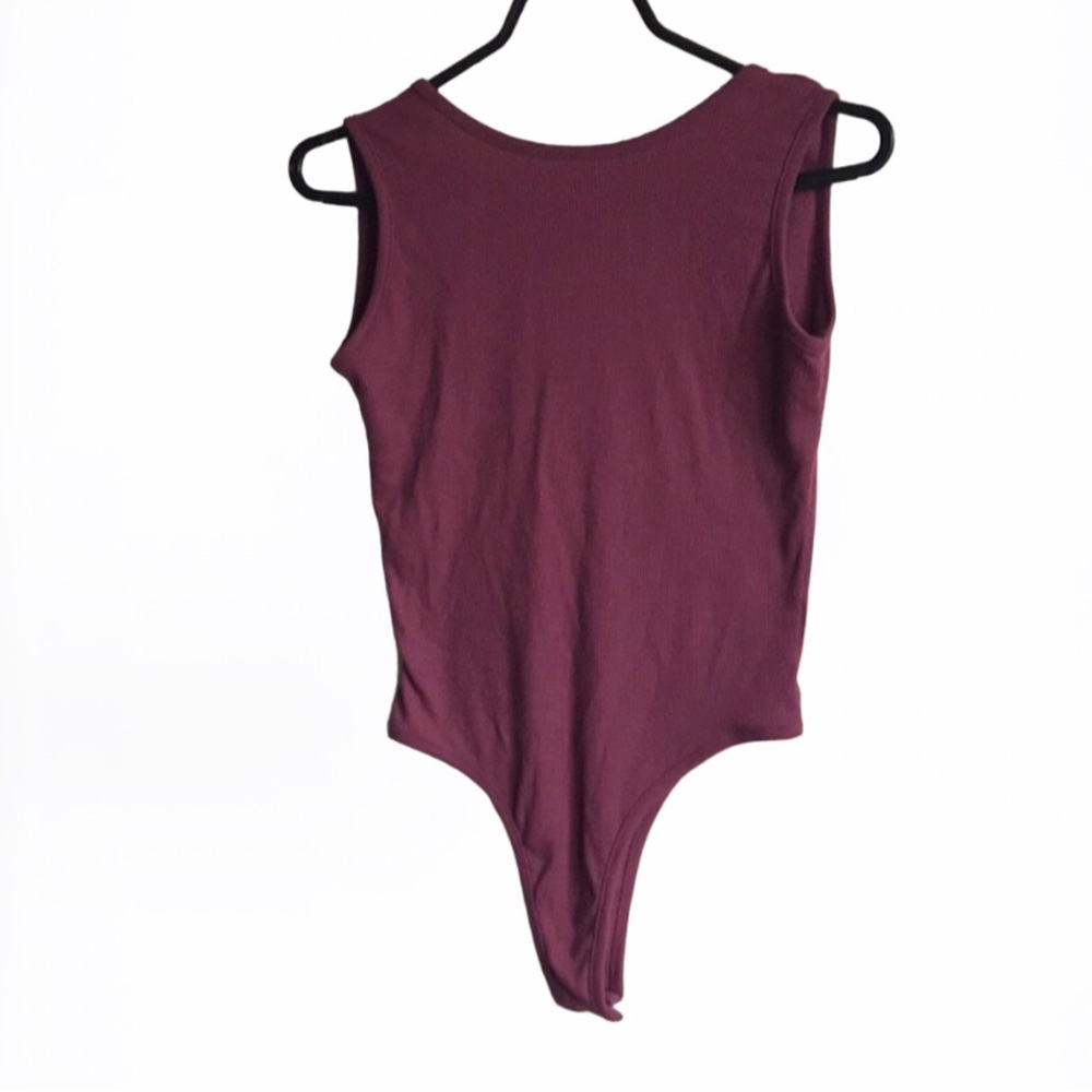 3 FOR $20 REVAMPED Womenβs Mauve Bodysuit Size M